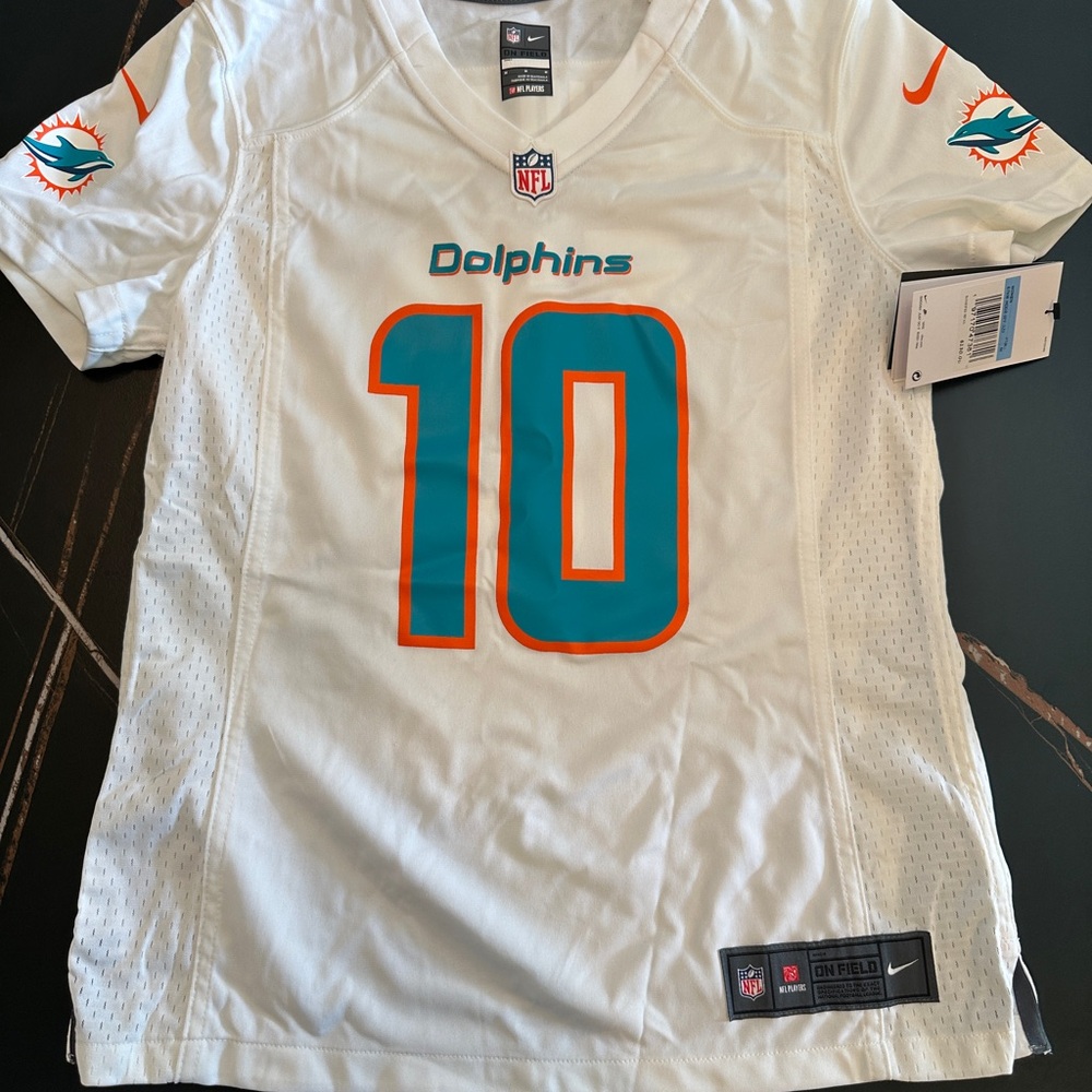 Tyreek Hill Miami Dolphins Nike Women's Player Jersey - White - Picture 3 of 10